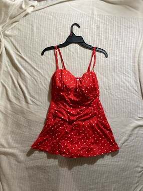 Tropical Escape Red Polka Dot Ruched Skirted Swimsuit Size 12